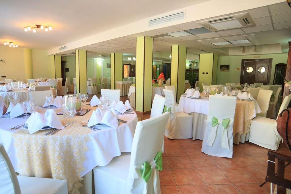 Venus Park Hotel Castel Volturno Restoran gambar